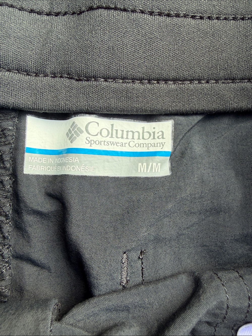 Columbia women’s cropped  Dark Gray Casual Stretch Pants - Picture 2 of 3